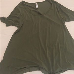 Army green perfect tee